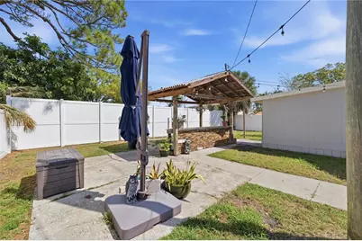 733 61st Avenue NE, Saint Petersburg, FL 33703 - Photo 43