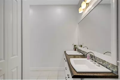 5018 W Lancaster Street, Tampa, FL 33616 - Photo 33