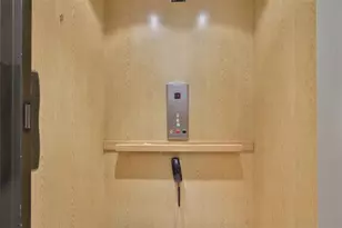 1344 Emerald Dunes Dr, Sun City Center, FL 33573 - Photo 5