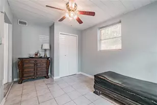 3611 W Anderson Ave, Tampa, FL 33611 - Photo 39