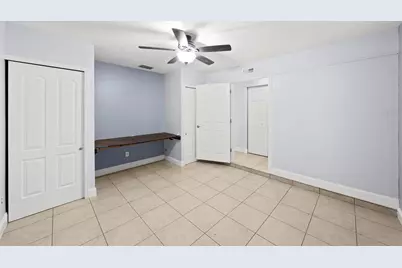 6701 Larimer Drive, Tampa, FL 33615 - Photo 7