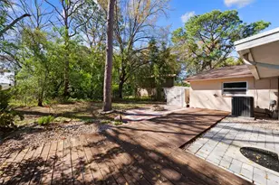 6701 Larimer Dr, Tampa, FL 33615 - Photo 5