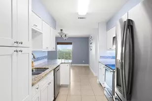 6701 Larimer Dr, Tampa, FL 33615 - Photo 3