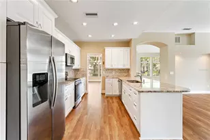 17918 Holly Brook Dr, Tampa, FL 33647 - Photo 15