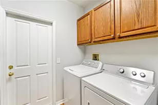 17918 Holly Brook Dr, Tampa, FL 33647 - Photo 49