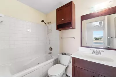 1400 Gandy Boulevard N #411, Saint Petersburg, FL 33702 - Photo 13