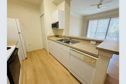 17110 Carrington Park Drive #822, Tampa, FL 33647 - Photo 7