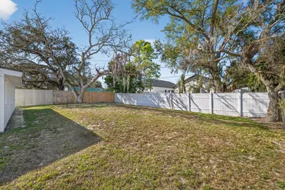 2175 20th Avenue SW, Largo, FL 33774 - Photo 17