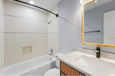 9605 N Edison Avenue, Tampa, FL 33612 - Photo 17