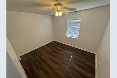 4805 16th Street, Zephyrhills, FL 33542 - Photo 11