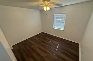 4805 16th St, Zephyrhills, FL 33542 - Photo 11