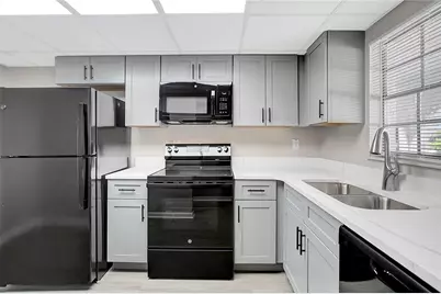 709 Russell Lane #C221, Brandon, FL 33510 - Photo 5