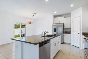 12709 Maple Bonsai Dr, Riverview, FL 33579 - Photo 9