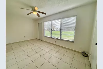 9950 62nd Terrace N #106, Saint Petersburg, FL 33708 - Photo 17