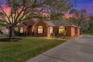 1499 E Lake Woodlands Pkwy, Oldsmar, FL 34677 - Photo 1