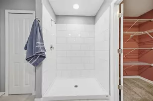 2509 Victorious Fls Ave, Plant City, FL 33565 - Photo 27