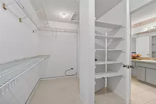 7041 Silvermill Dr, Tampa, FL 33635 - Photo 25