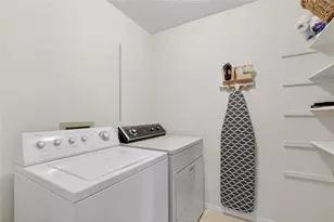 7041 Silvermill Dr, Tampa, FL 33635 - Photo 27