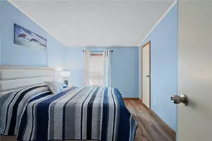 7039 Siesta St, Zephyrhills, FL 33541 - Photo 21