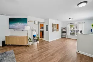 12937 Trade Port Pl, Riverview, FL 33579 - Photo 7