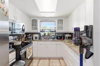 2706 W Powhatan Avenue, Tampa, FL 33614 - Photo 19