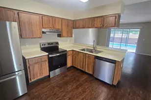1407 Foxboro Dr, Brandon, FL 33511 - Photo 3