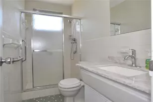 2331 Finlandia Ln, Clearwater, FL 33763 - Photo 13