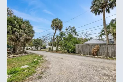 [Address not provided], Land O Lakes, FL 34639 - Photo 17