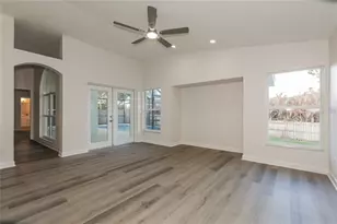 1121 Tuscanny St, Brandon, FL 33511 - Photo 3