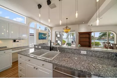 2247 Donato Drive, Belleair Beach, FL 33786 - Photo 17