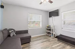 4908 Highland St S, Saint Petersburg, FL 33705 - Photo 13