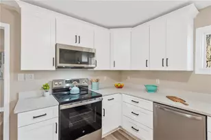 5226 Lime Ave, Seffner, FL 33584 - Photo 3