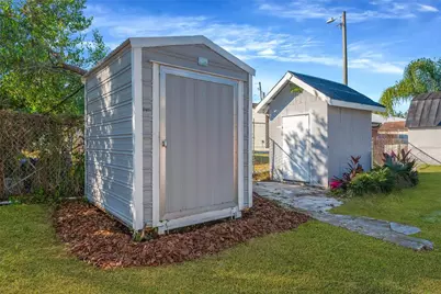 5226 Lime Avenue, Seffner, FL 33584 - Photo 19