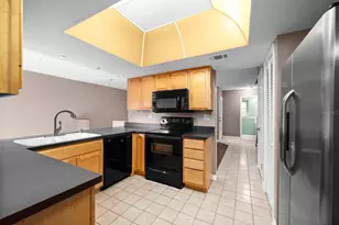3204 Elk Ct, Brandon, FL 33511 - Photo 3