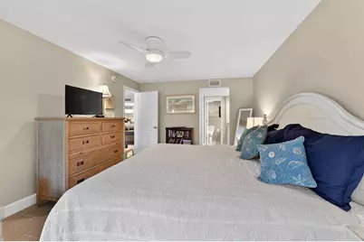 5655 Gulf Of Mexico Drive #D107, Longboat Key, FL 34228 - Photo 19