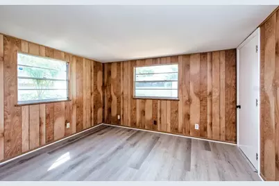 917 18th Street SW, Largo, FL 33770 - Photo 21