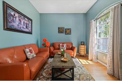 5001 44th Avenue N, Saint Petersburg, FL 33709 - Photo 5