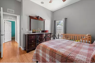 5001 44th Avenue N, Saint Petersburg, FL 33709 - Photo 23