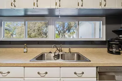 2120 Coronada Way S, Saint Petersburg, FL 33712 - Photo 25