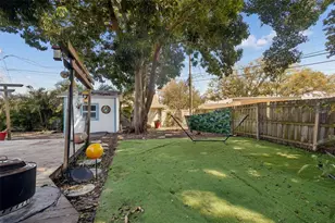 2120 Coronada Way S, Saint Petersburg, FL 33712 - Photo 59