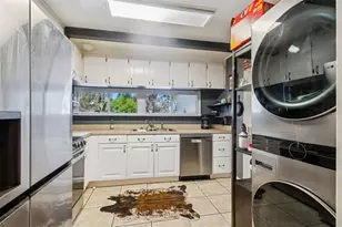 2120 Coronada Way S, Saint Petersburg, FL 33712 - Photo 21