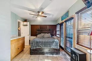 2120 Coronada Way S, Saint Petersburg, FL 33712 - Photo 23