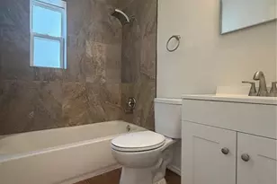 8023 Country Club Rd N, Saint Petersburg, FL 33710 - Photo 21