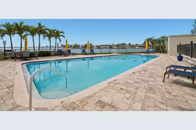 4 Belleview Boulevard #108, Belleair, FL 33756 - Photo 37