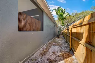 131 Pennsylvania Ave, Palm Harbor, FL 34683 - Photo 39