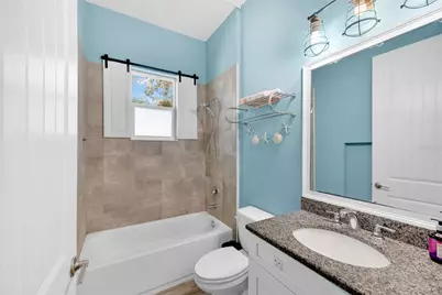 131 Pennsylvania Avenue, Palm Harbor, FL 34683 - Photo 9