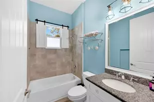 131 Pennsylvania Ave, Palm Harbor, FL 34683 - Photo 9