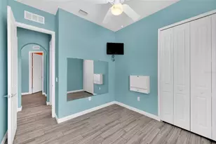 131 Pennsylvania Ave, Palm Harbor, FL 34683 - Photo 17