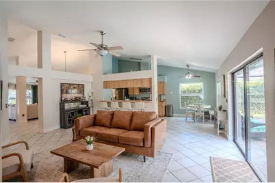 12111 Steppingstone Boulevard, Tampa, FL 33635 - Photo 11