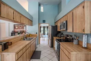 12111 Steppingstone Blvd, Tampa, FL 33635 - Photo 15